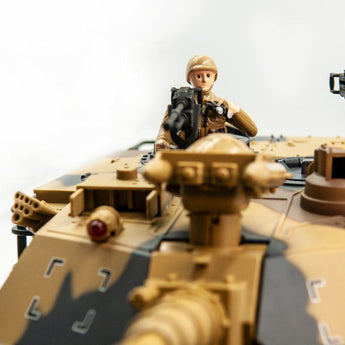 Іграшковий танк ABRAMS М1А2 Lichengfeng на радіокеруванні зі звуком і пневмоподушкою 1:18